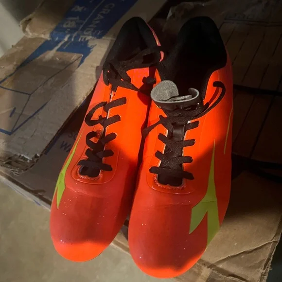 Diadora Neon Pink and Yellow Soccer Cleats - Picture 7 of 9